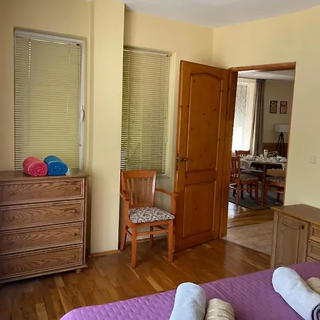 цветно 公寓 *